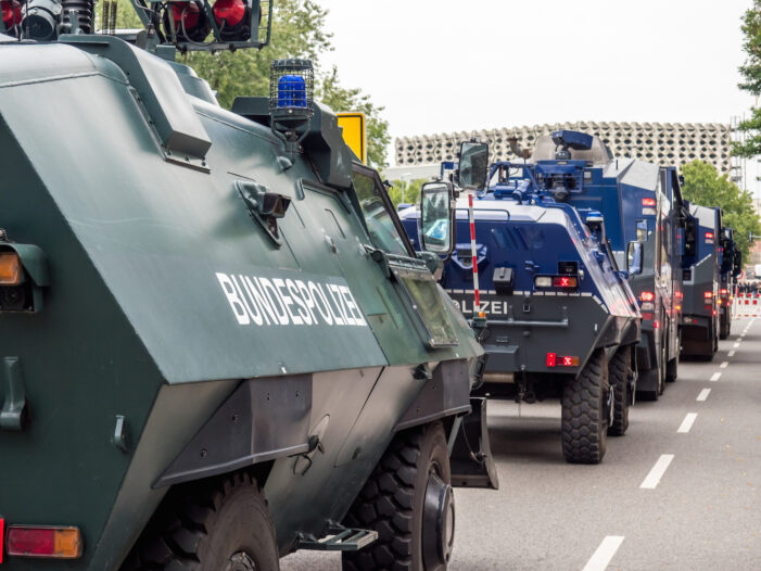 German Police Fire Water Cannon at Lockdown Protesters and Arrest Hundreds
