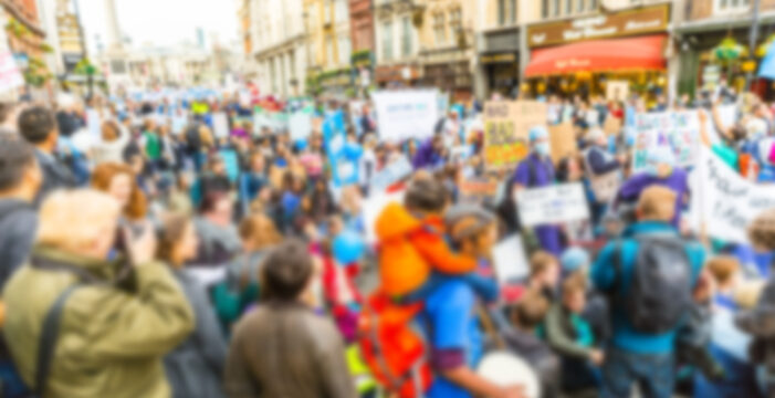 Hundreds of Thousands March in London Protesting Pandemic Restrictions, Vaccine Passports