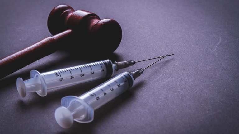 Federal Judge Blocks Kennedy’s Vaccine Reforms Federal Judge Blocks Kennedy’s Vaccine Reforms