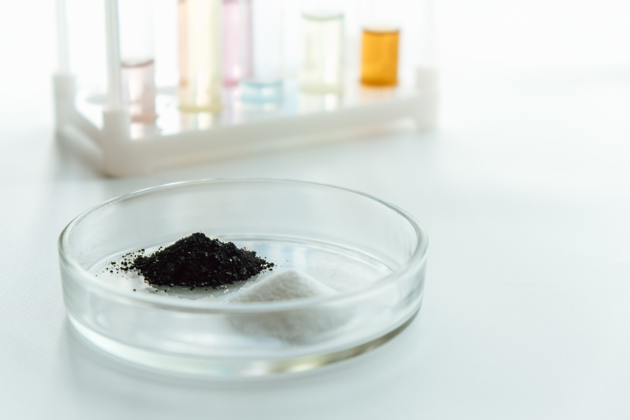 Graphene Oxide Being Tested on Animals as an Adjuvant in Vaccines